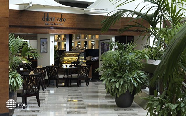 Radisson Blu Resort Sharjah 12