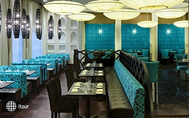 Sheraton Sharjah Beach Resort & Spa 10