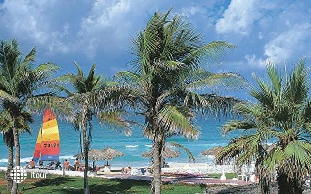 Lou'lou'a Beach Resort Sharjah 3