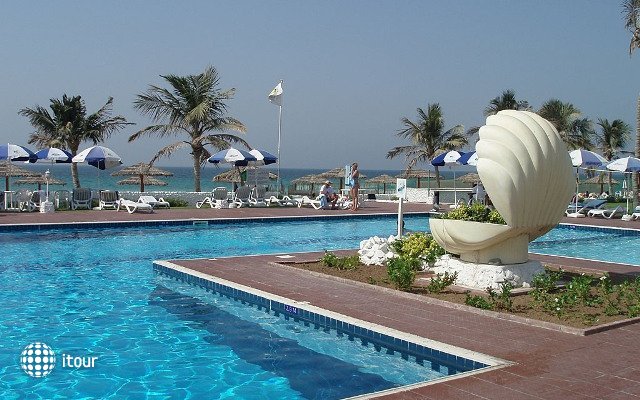 Lou'lou'a Beach Resort Sharjah 4