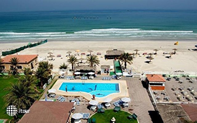 Ajman Beach Hotel 2