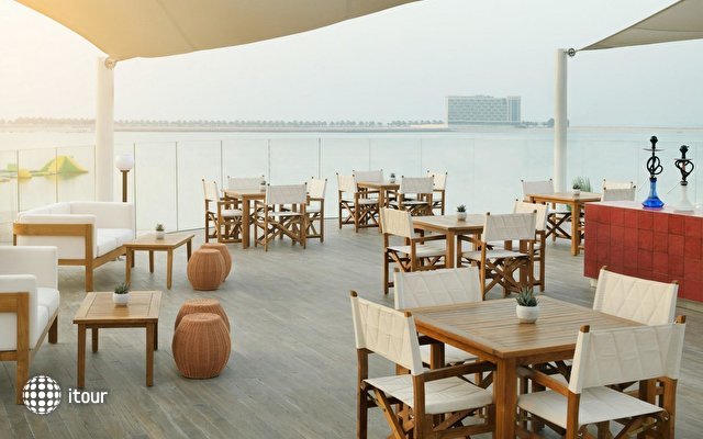 Movenpick Resort Al Marjan Island 20