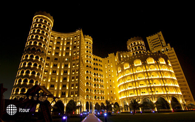 Hilton Al Hamra Beach & Golf Resort 12