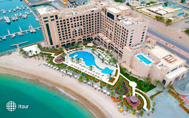 Al Bahar Hotel & Resort 1