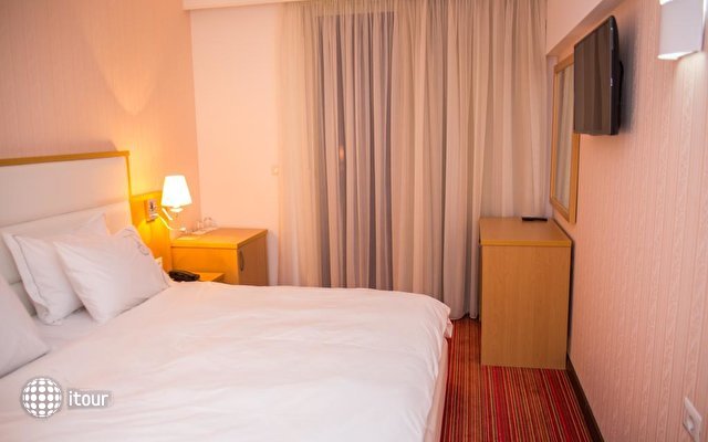 Santa Quaranta Premium Resort Hotel 32