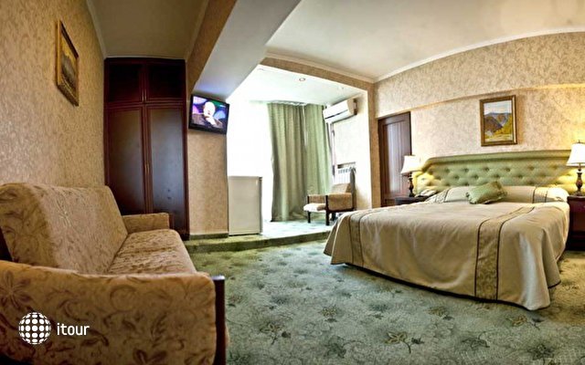 Shirak Hotel 11