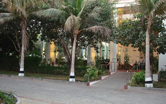 Al Nahda Resort & Spa 14