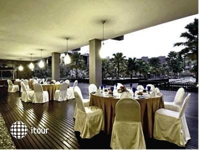 Novotel Palembang Hotel & Residence 15