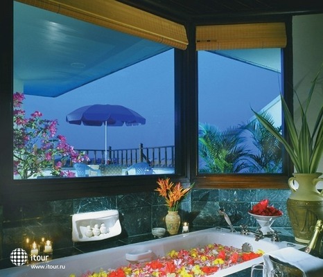 Bintan Lagoon Resort 9