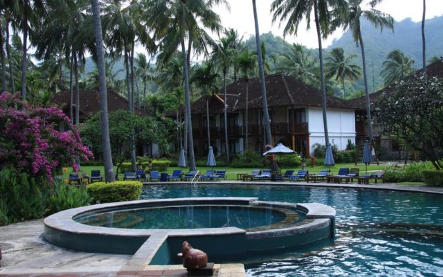 Holiday Resort Lombok 11