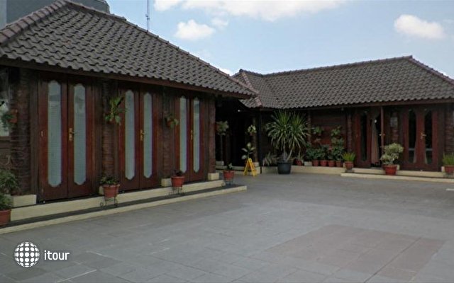 Arion Swiss Belhotel Bandung 12