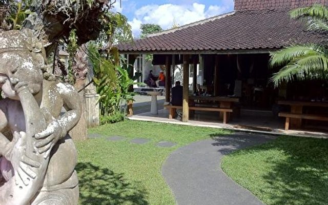 The Sunti Ubud Resort 8