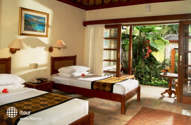 The Ubud Village Hotel 4