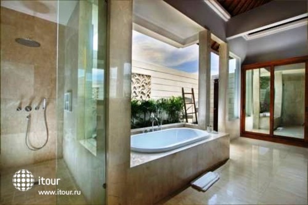 The Akasha Luxury Private Villa 11