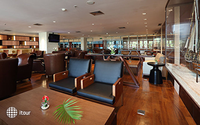 The Kuta Beach Heritage Hotel 11