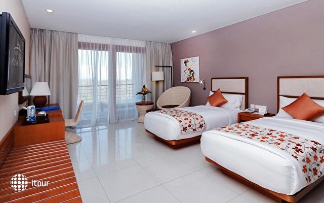 Vouk Hotel & Suites 13