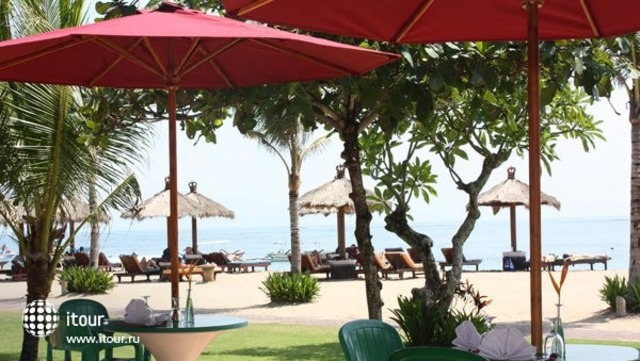 Bali Tropic Resort & Spa 33