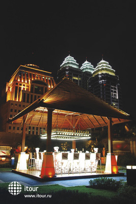 The Ritz-carlton Jakarta, Pacific Place 10