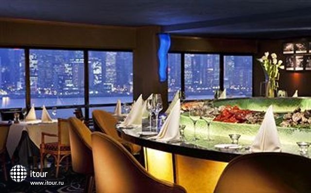 Sheraton Hong Kong Hotel & Towers 4