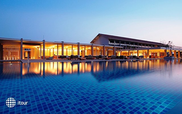 Centara Passikudah Resort & Spa Sri Lanka 1