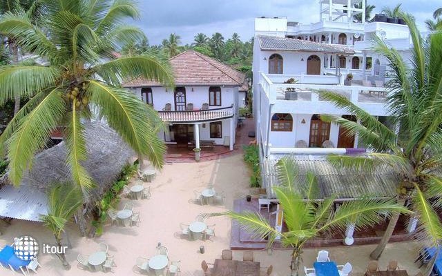 Royal Beach Hikkaduwa 9