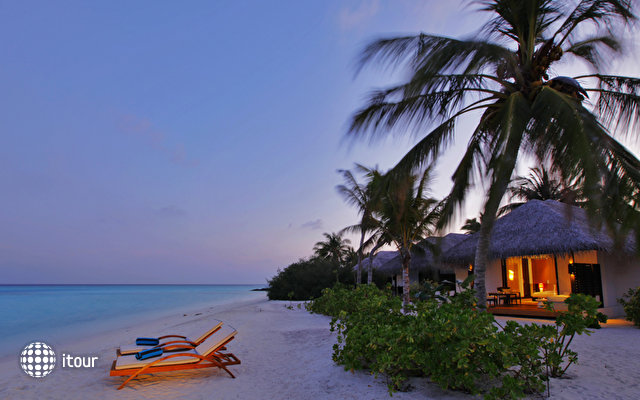 Velassaru Maldives (ex Laguna Beach Resort) 25