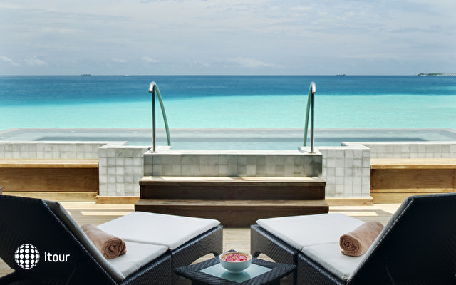 Velassaru Maldives (ex Laguna Beach Resort) 45