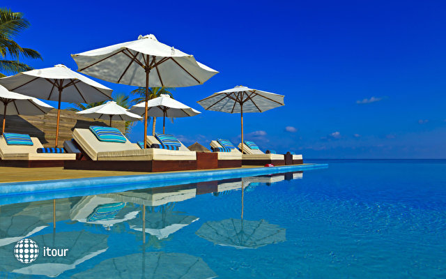 Velassaru Maldives (ex Laguna Beach Resort) 52