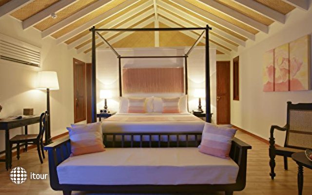 Loama Resort Maldives 12