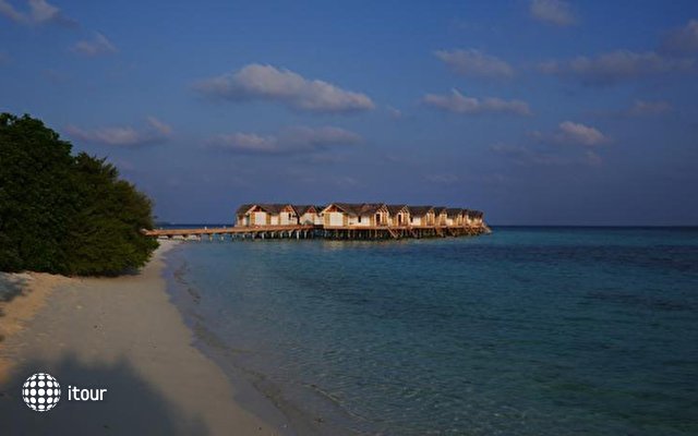 Loama Resort Maldives 5