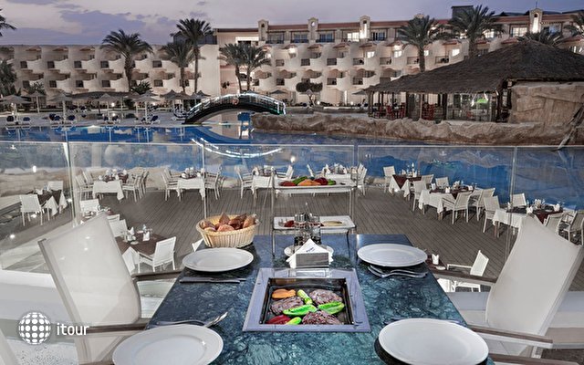 Pyramisa Beach Resort Sahl Hasheesh 24