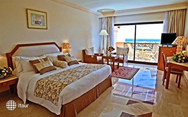 Continental Hotel Hurghada (ex. Movenpick Resort Hurghada) 16
