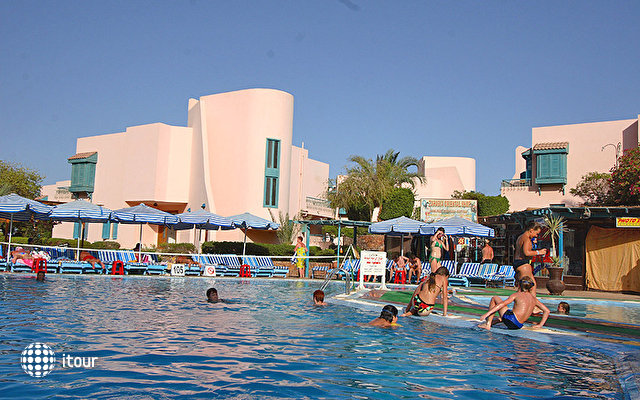 Zahabia Village Beach Resort 3
