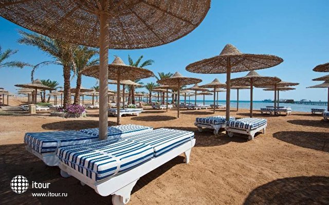Nubia Aqua Beach Resort 36