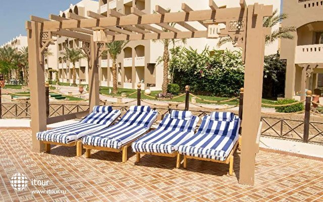 Nubia Aqua Beach Resort 40