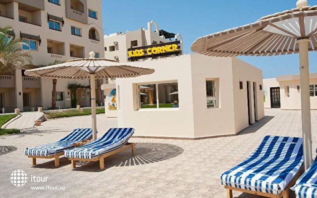 Nubia Aqua Beach Resort 41