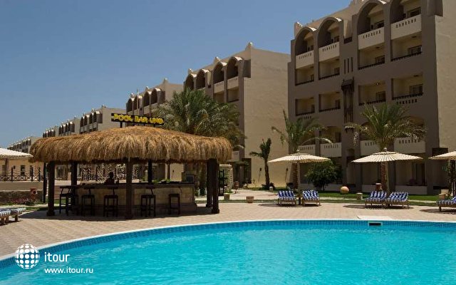 Nubia Aqua Beach Resort 42