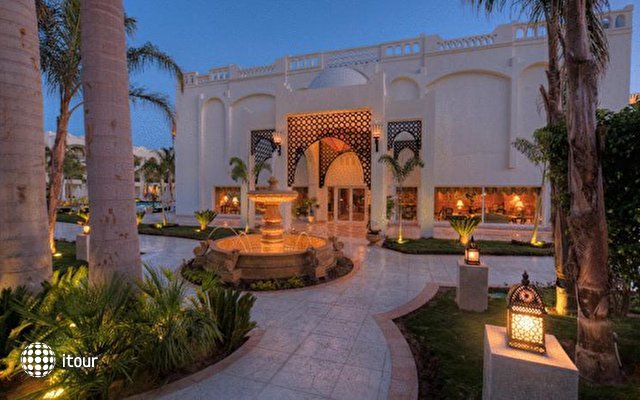 Le Sonesta Royal Collection Luxury Resort (ex. Royal Sonesta Beach Resort) 1
