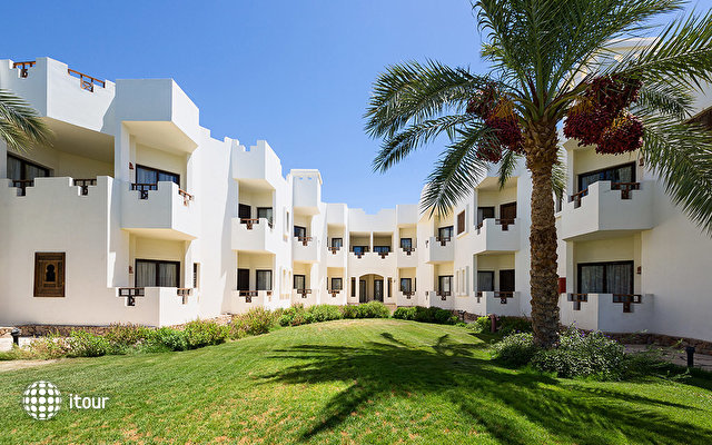 Sharm Resort 18