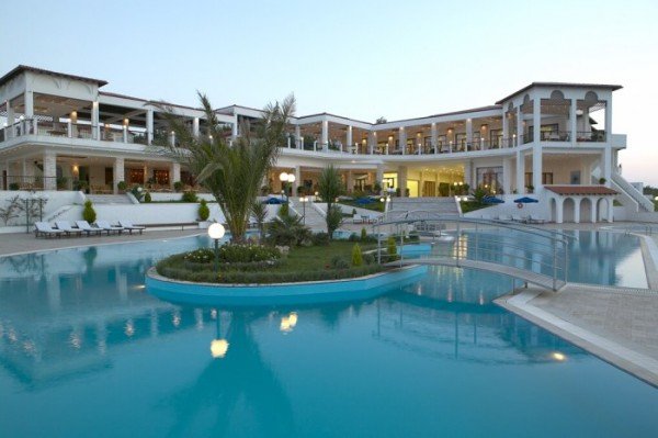 Alexandros Palace Hotel & Suites 9