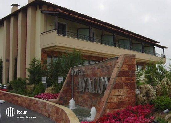 Avalon Hotel 8