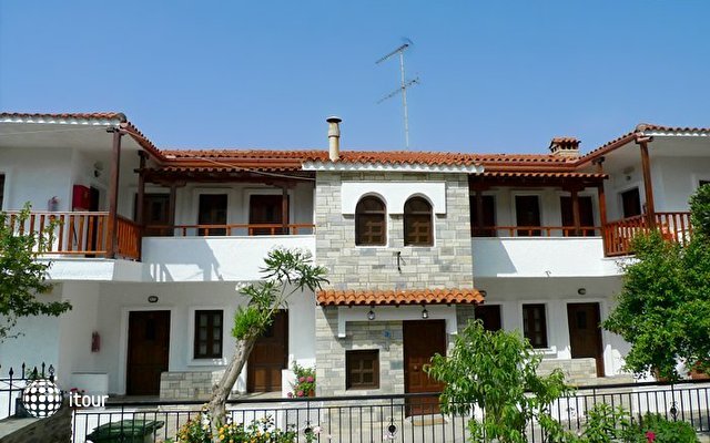 Kritikos Apartments 1