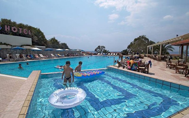 Aristoteles Holiday Resort & Spa 14