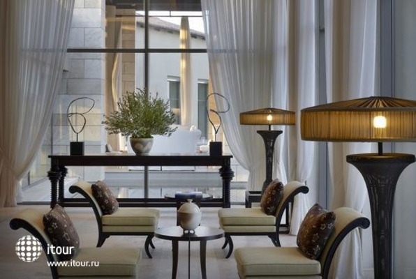 The Romanos Luxury Collection Resort 76