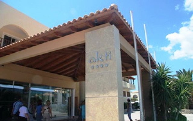Akti Beach Club Hotel 10