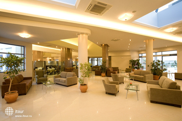 Lakitira Suites 17