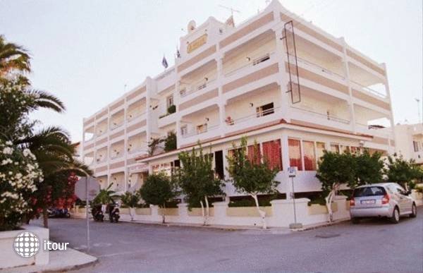 Poseidon Hotel And Apartments 11