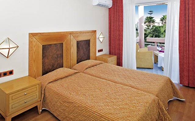 Sol Kipriotis Village Hotel 32
