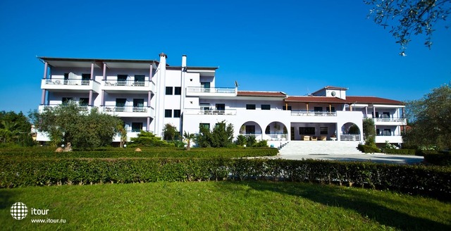 Ioannis Hotel 4