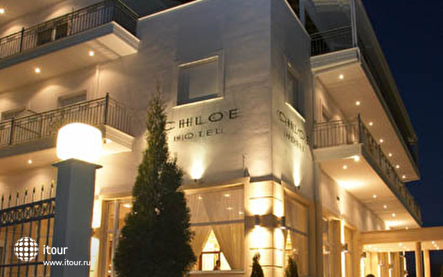 Chloe Hotel 6